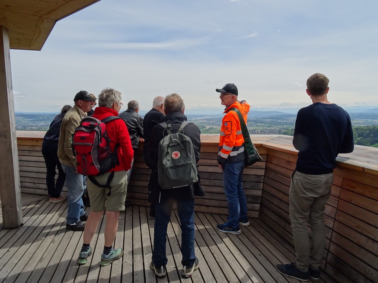 Auf dem Stadlerturm, mit Alpensicht